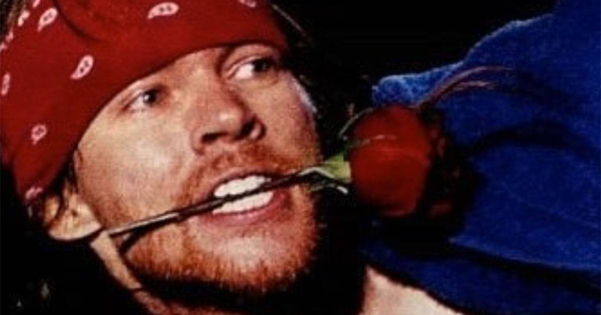 Tanti auguri Axl Rose compie gli anni il leader dei Guns N Roses