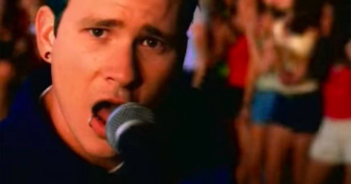 Blink182 compie 23 anni All the small things