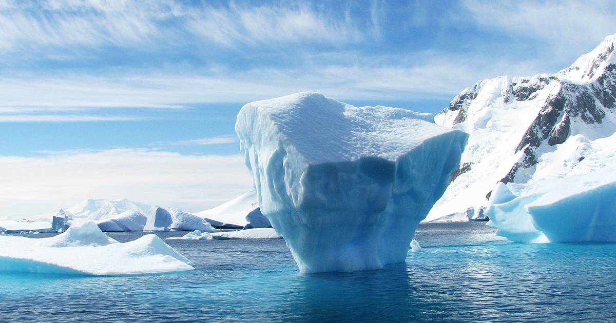 L8217iceberg pi grande del mondo si  sciolto in Antartide