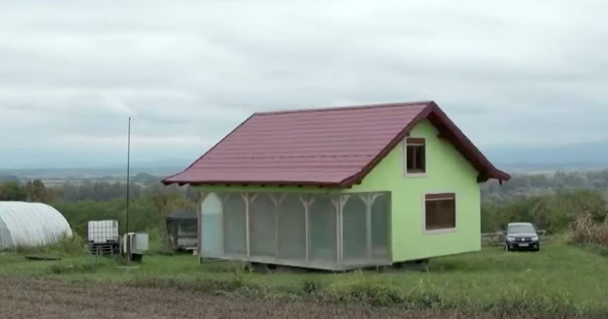 Costruisce una casa rotante per la moglie potr vedere il sole in ogni momento