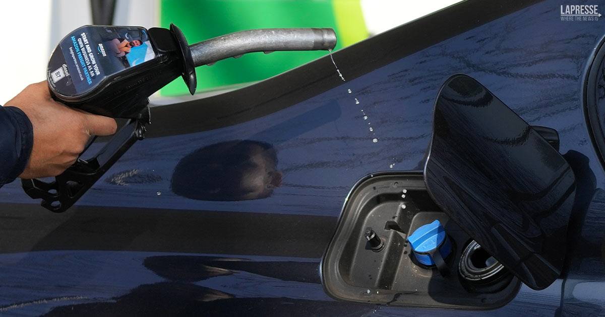 Caro carburanti: ecco le app che aiutano a risparmiare su benzina, diesel, gpl e metano