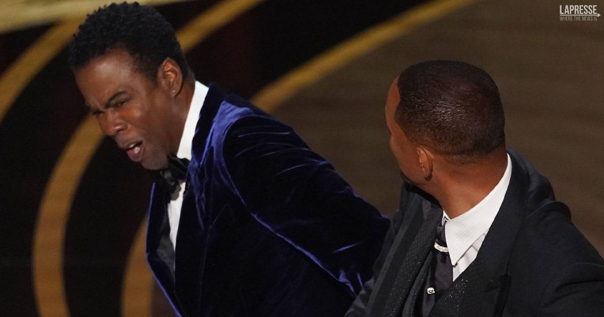 Oscar 2022: ecco perché Will Smith ha dato un pugno a Chris Rock durante la cerimonia