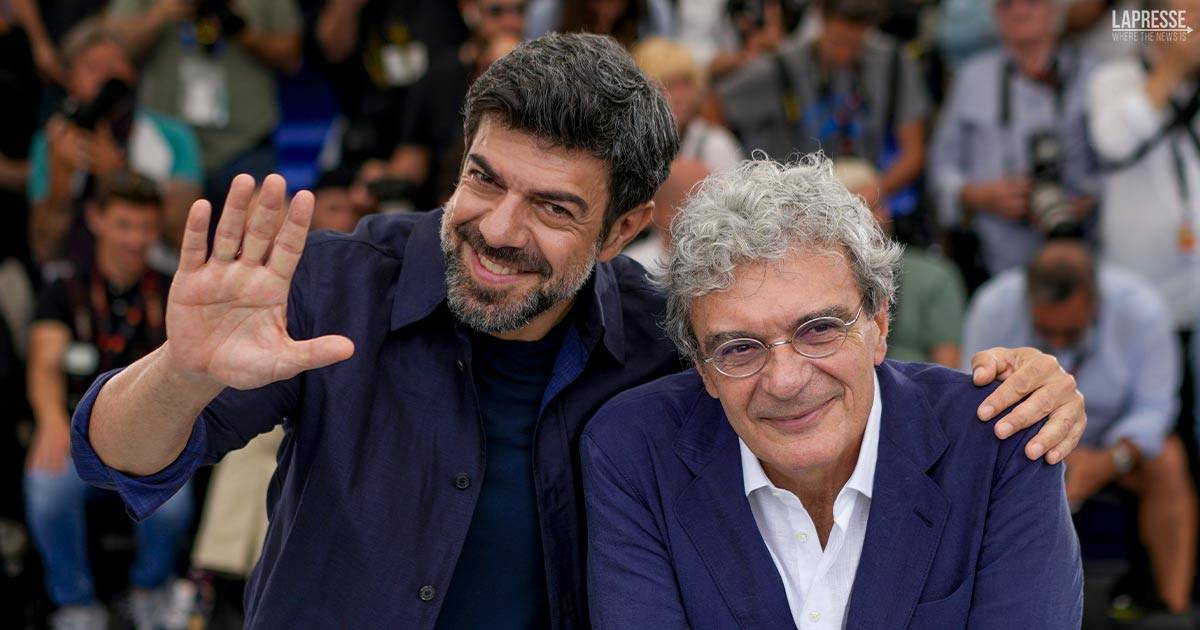 Cannes, nove minuti di applausi per la “Nostalgia” di Napoli di Martone con Pierfrancesco Favino