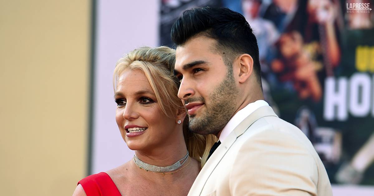 Britney Spears ha comunicato con un post su Instagram di aver perso il bambino