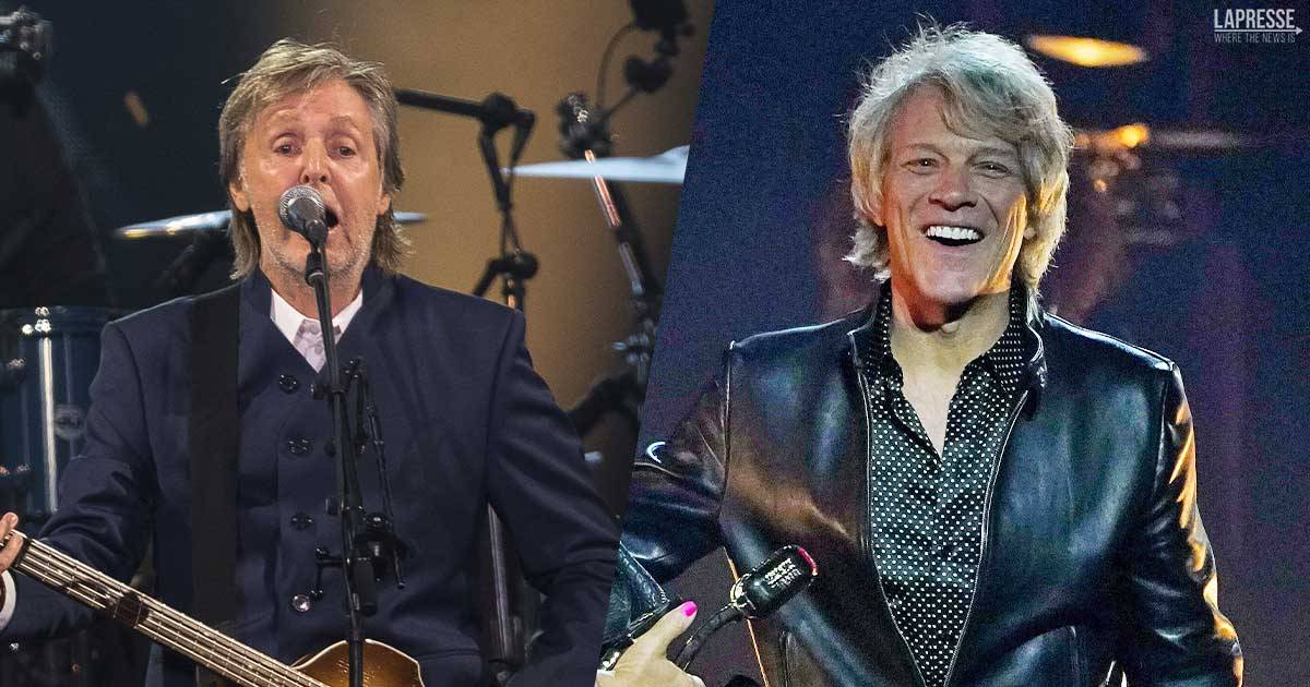 Paul McCartney festeggia 80 anni in tour e Jon Bon Jovi gli fa una sorpresa sul palco