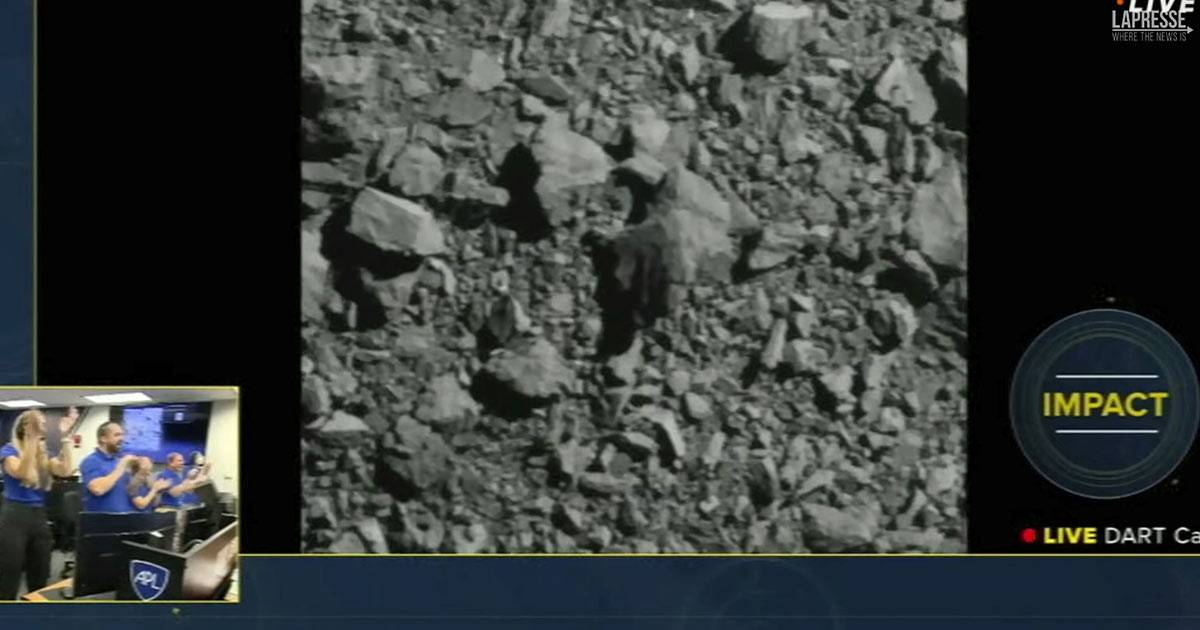La sonda DART distrugge lasteroide le foto della storica missione dal satellite italiano LiciaCube