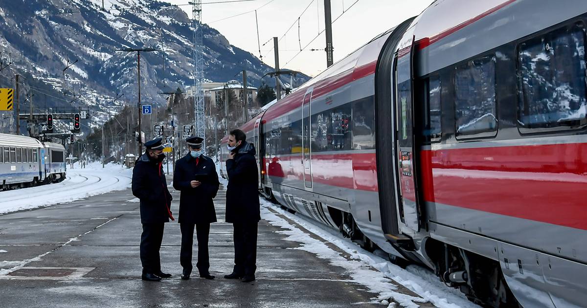 Da Roma al Trentino per sciare: la soluzione ecologica grazie al “Treno della neve”