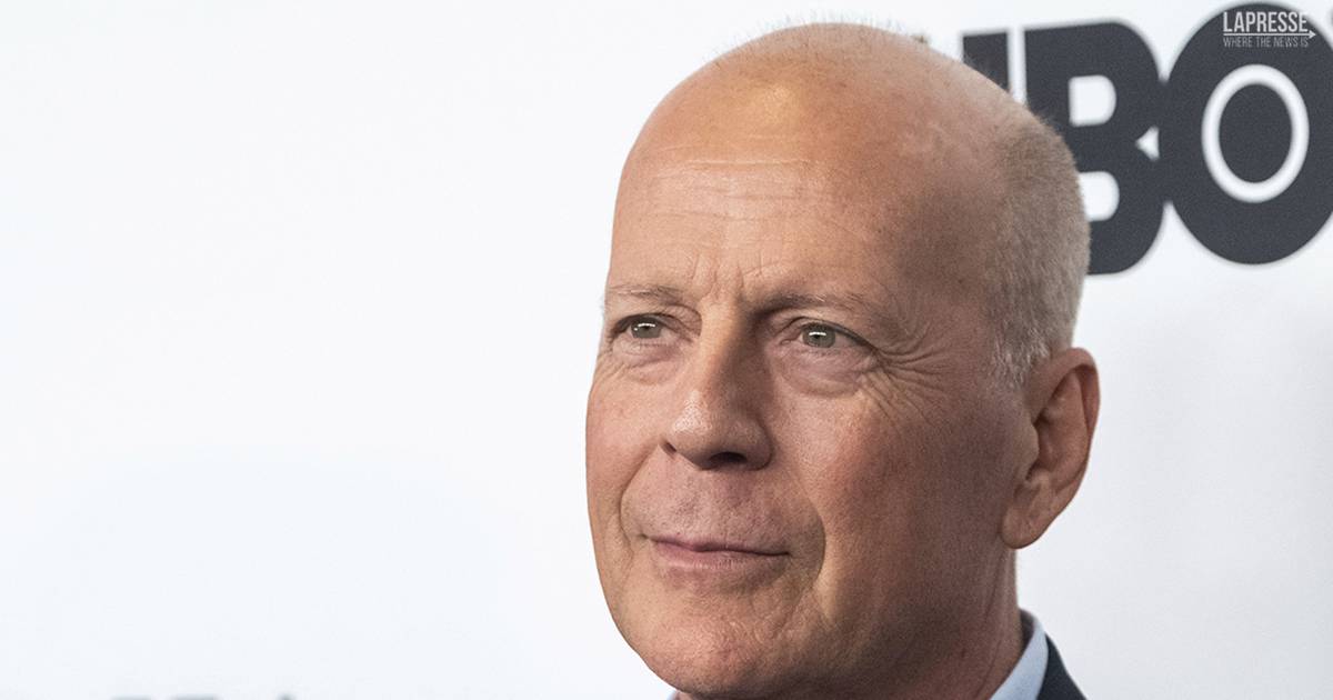 Bruce Willis: l’appello di Emma Heming contro i paparazzi affinché lo lascino in pace