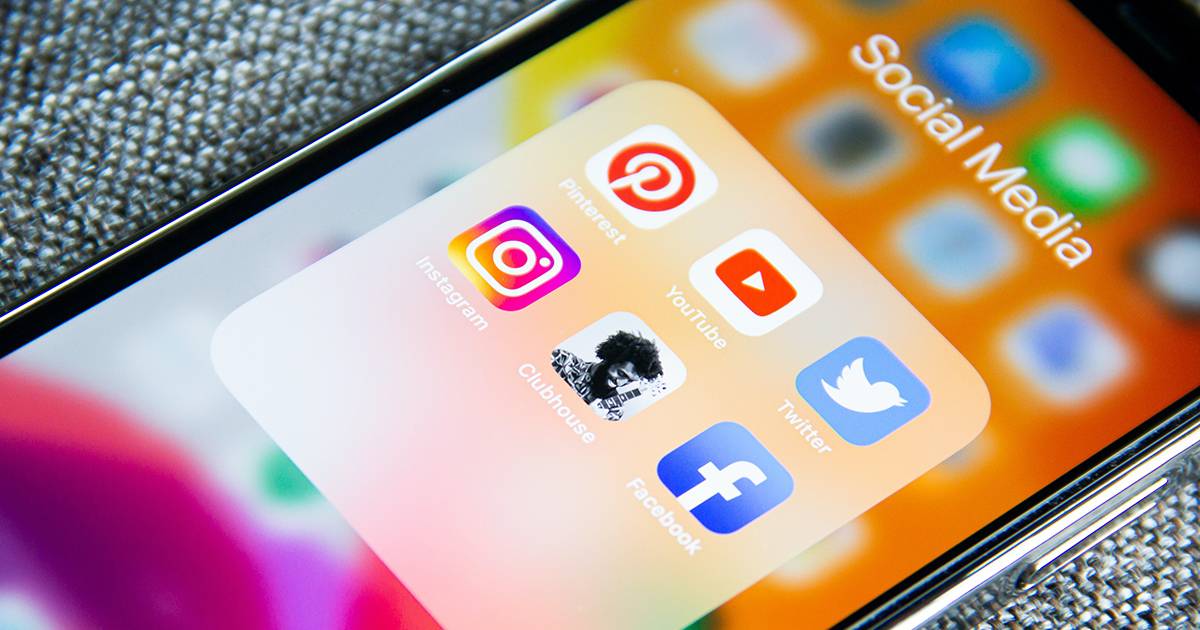 Social media vietati agli under 15: la proposta di legge