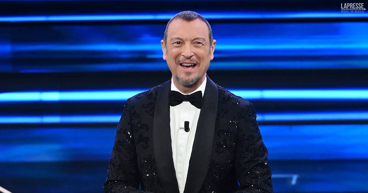Sanremo 2024 Amadeus ha svelato i duetti ufficiali