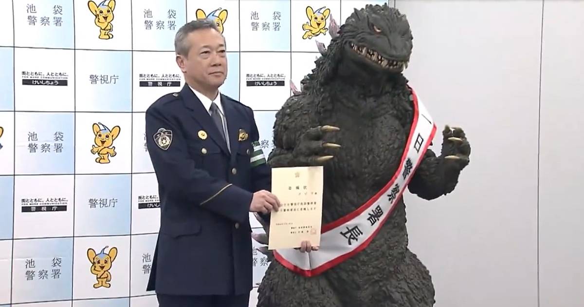 Tokyo Godzilla viene eletto capo della polizia