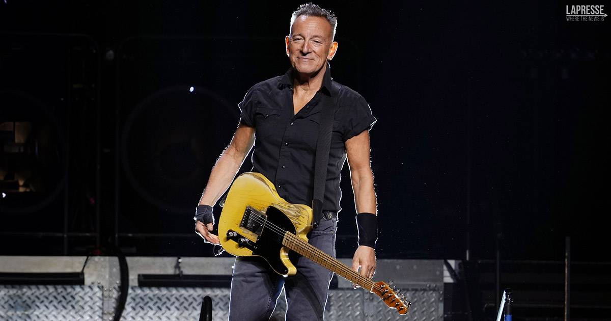 Bruce Springsteen a San Siro i fan hanno raccolto 10000 euro per una sorpresa