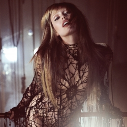 Miley Cyrus - End Of The World